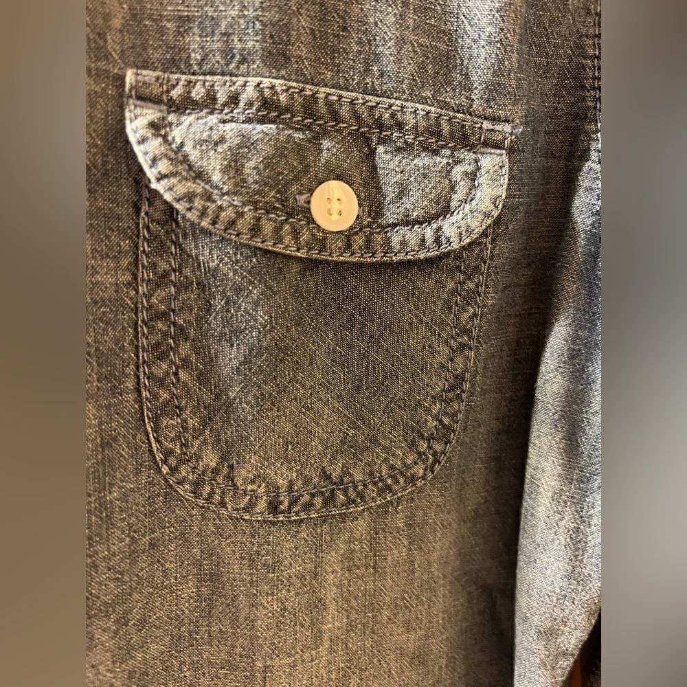 American Eagle Size Medium Chambray Button Down S… - image 3